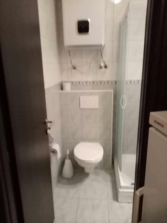 Apartments Luki Трогир Екстериор снимка